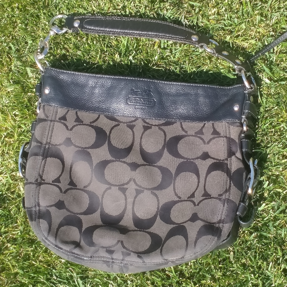 AUTHENTIC COACH BAG!